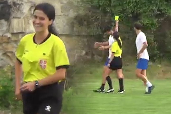 Trong tai tranh thu xin chu ky khi phat Djokovic the vang hinh anh