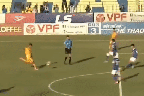 Cu sut xa mo ty so cua CLB Thanh Hoa hinh anh