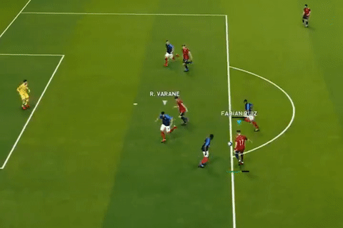 Than dong PES 12 tuoi Viet Nam lop bong ghi ban tu ngoai vung cam hinh anh