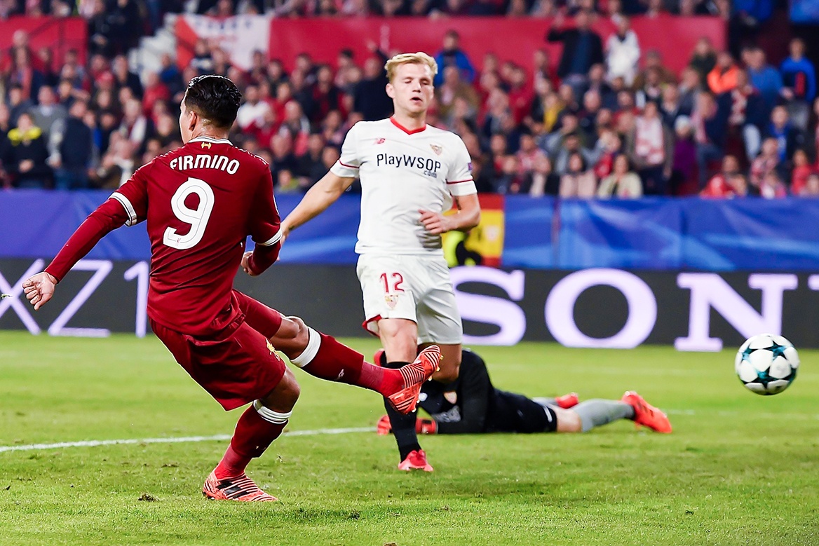 Dong tac ghi ban khong can nhin cua Firmino hinh anh