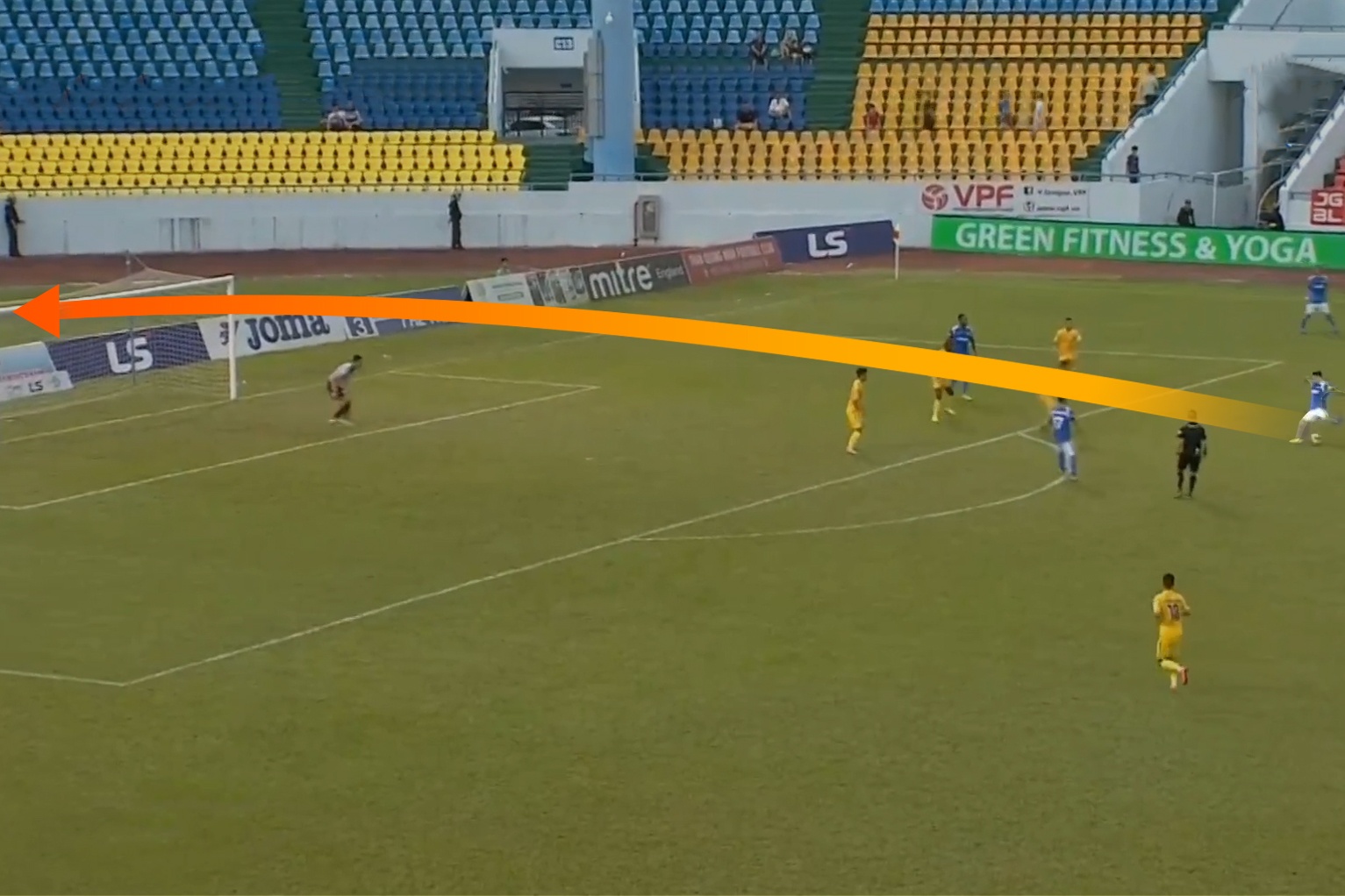 Tuyen thu U22 Viet Nam sut xa doi xa thanh ban hinh anh