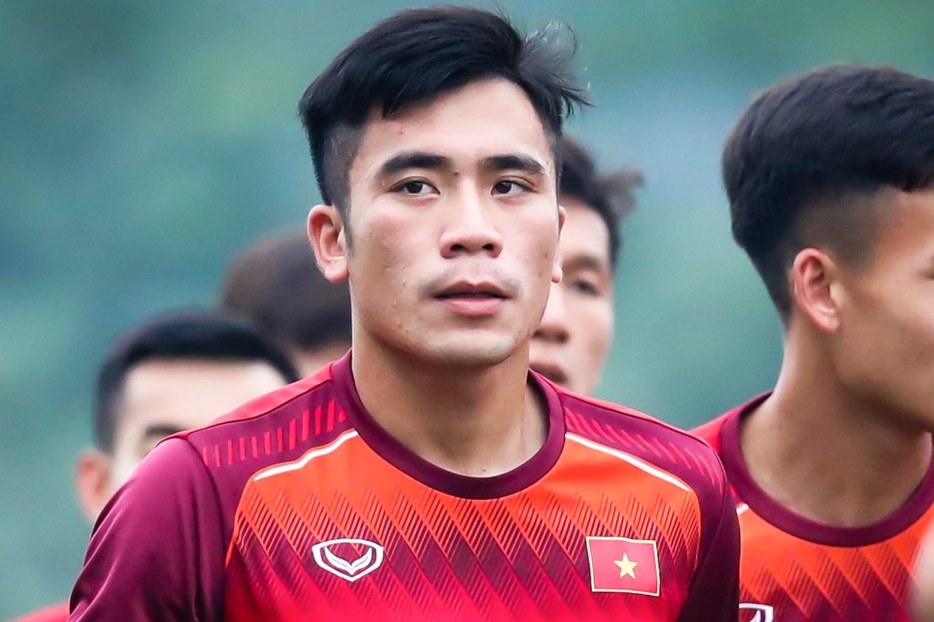 Tuyen thu U23 bi ngoai binh doi Quang Ninh 'van suon' hinh anh