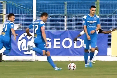 BLV bat cuoi vi cu da phat trung dong doi hinh anh