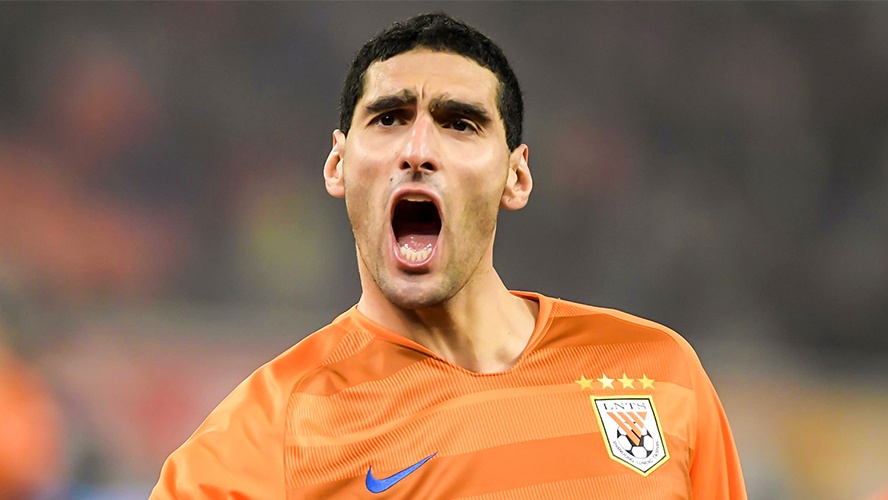 Hat-trick bang dau trong 7 phut cua Fellaini hinh anh