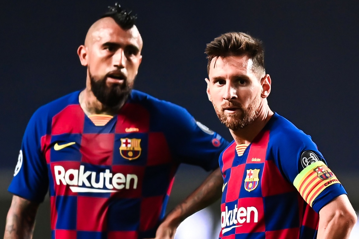 HLV Solskjaer noi ve tran Barca thua Bayern 2-8 hinh anh