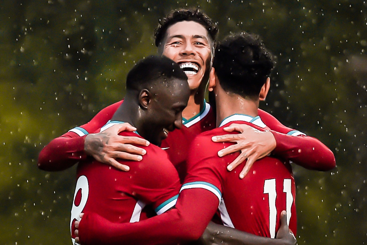 Firmino giat got kien tao trong tran Liverpool ha Stuttgart 3-0 hinh anh