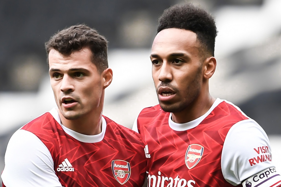 Arsenal thang MK Dons 4-1 hinh anh