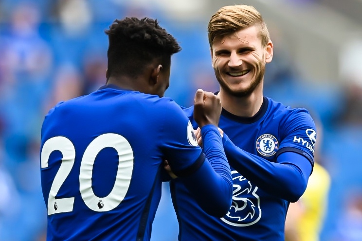 Tan binh 53 trieu euro ghi ban cho Chelsea sau 4 phut hinh anh