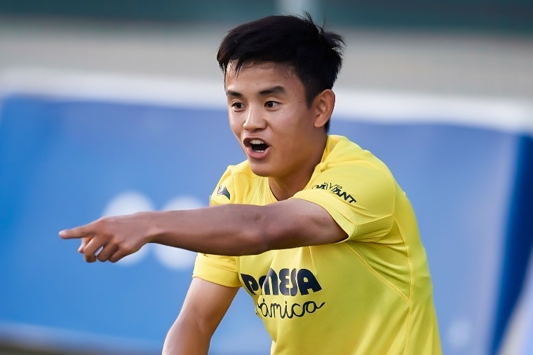 Kubo danh got ghi ban tren san tap hinh anh