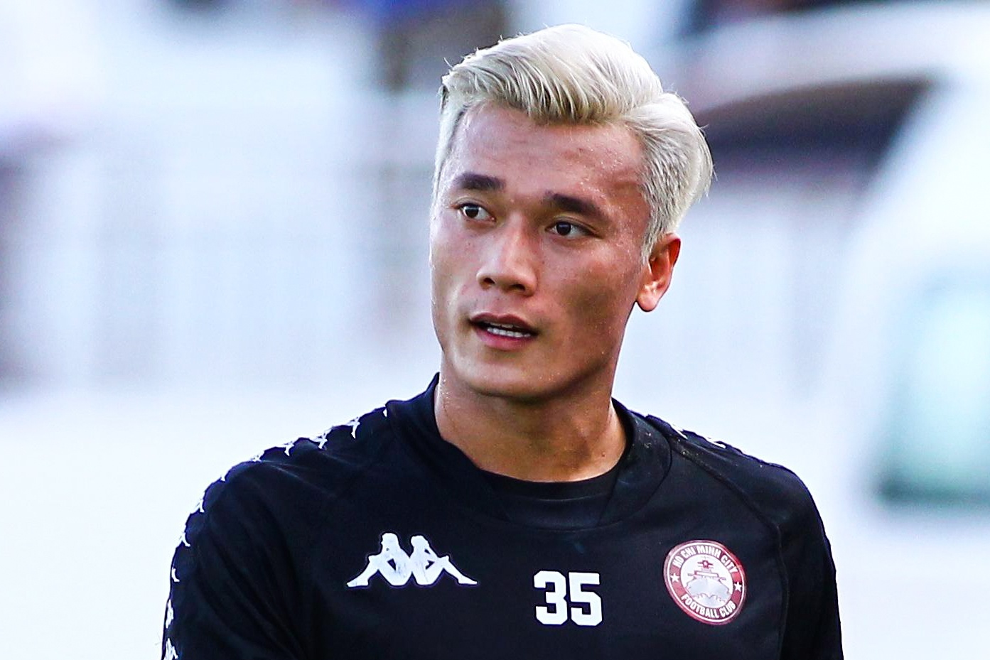 Thu mon Bui Tien Dung nhan 2 ban thua trong 9 phut hinh anh