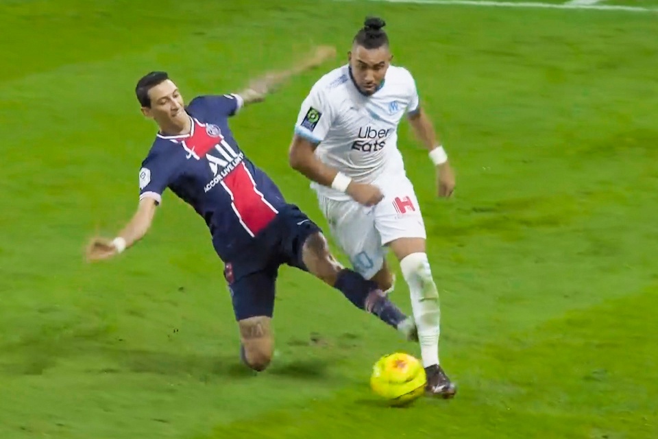 Payet nam san sau cu vao bong cua cuu sao MU hinh anh