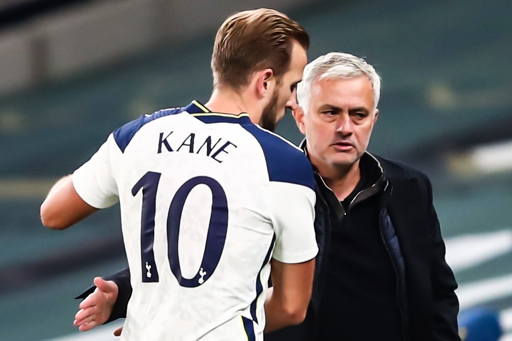 Mourinho neu ly do Kane khong duoc nghi truoc tran gap MU hinh anh