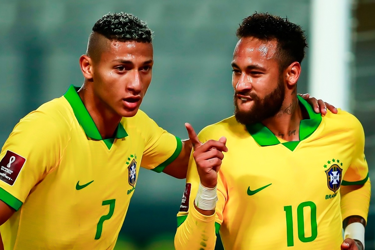 Neymar ghi ban cho tuyen Brazil truoc Peru hinh anh