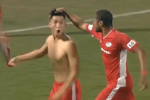 Trong Dai tra gia vi khoanh khac thieu kiem che hinh anh