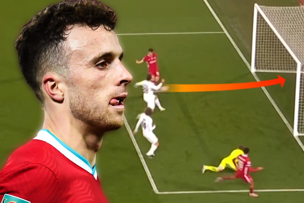 Tan binh giup Liverpool cham moc 10.000 ban thang hinh anh