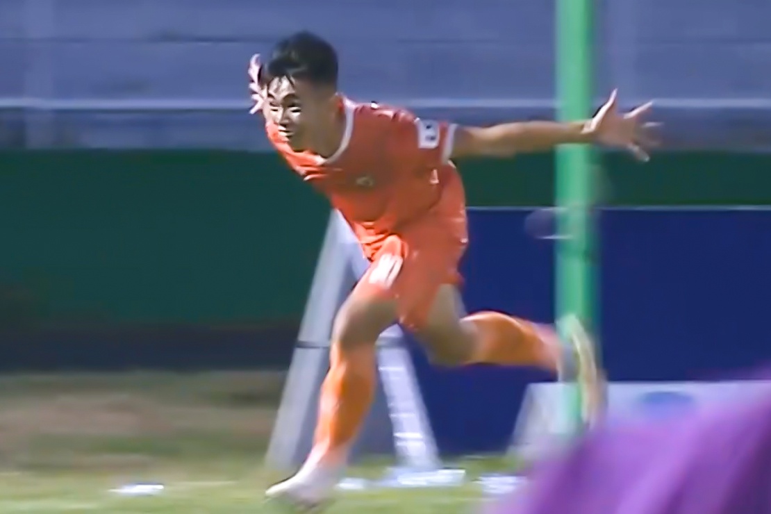 Ban thang giup CLB Binh Dinh tro lai V.League hinh anh