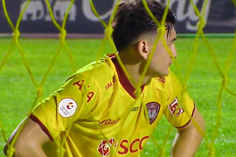 Dang Van Lam tra gia sau sai lam cua dong doi hinh anh