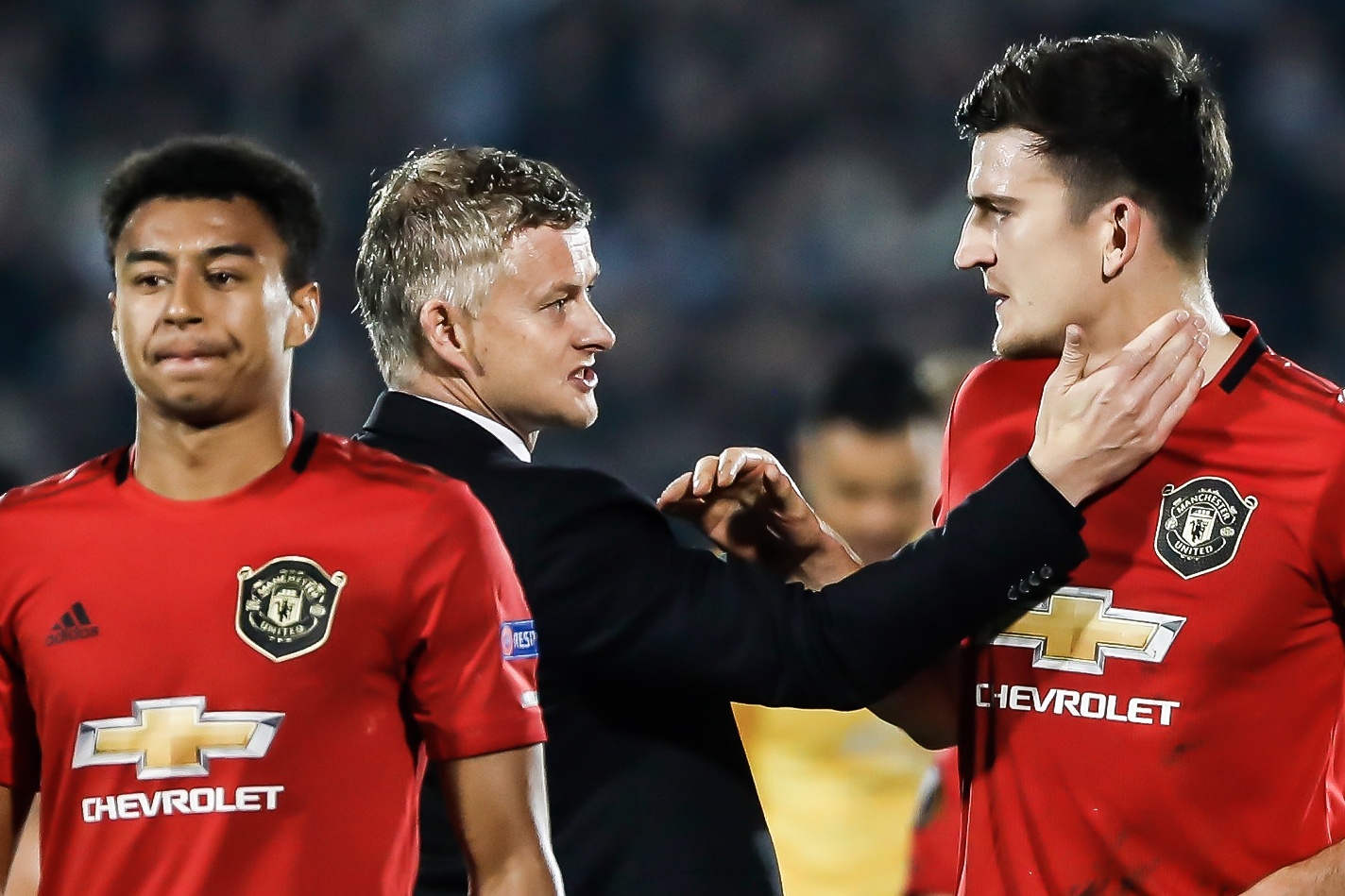 'Solskjaer se phai tra gia vi cau thu MU' hinh anh