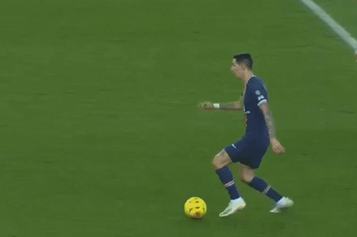 Di Maria lop bong qua thu mon hinh anh