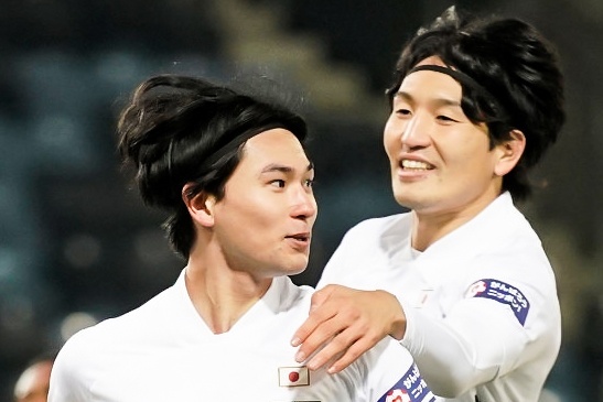 Sao Liverpool toa sang giup Nhat Ban ha Panama hinh anh