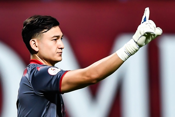 Dang Van Lam ba lan ngan ban thua cho Muangthong hinh anh