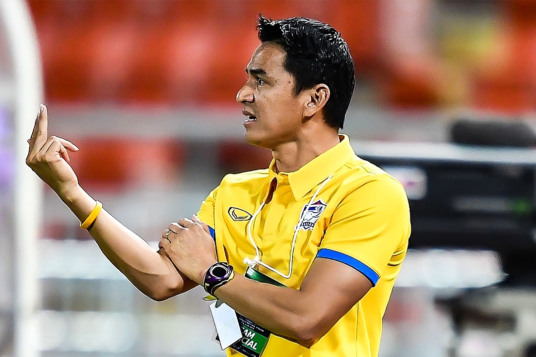 Kiatisak - huyen thoai cua bong da Thai Lan va HAGL hinh anh