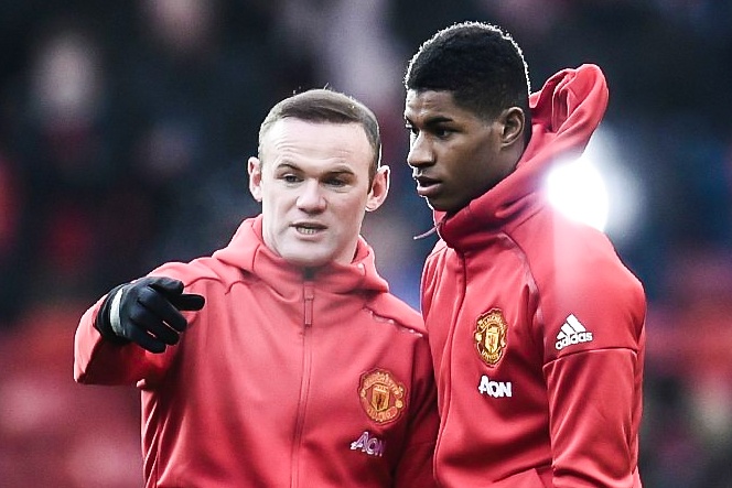 Rooney bao ve Rashford hinh anh
