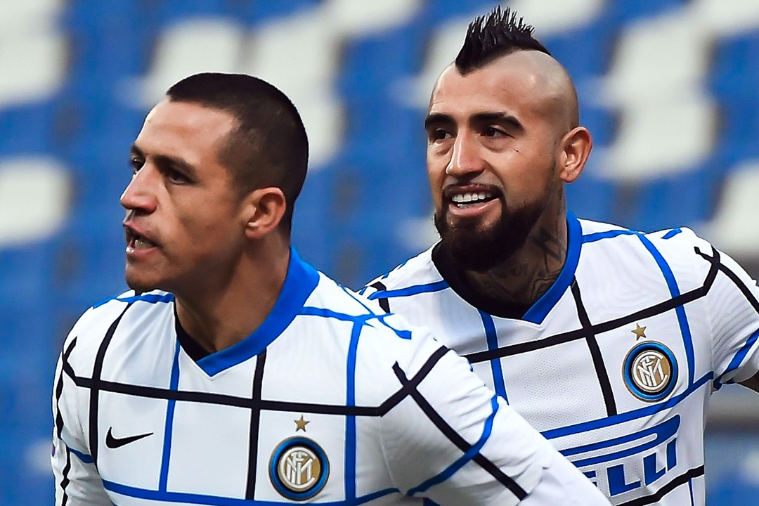 Sassuolo 0-3 Inter: Cuu sao MU tiep tuc toa sang hinh anh