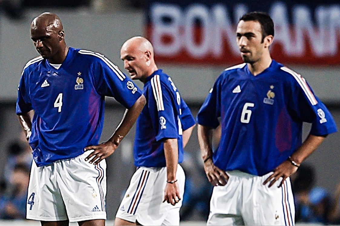 Diop va ban thang vao luoi tuyen Phap tai World Cup 2002 hinh anh