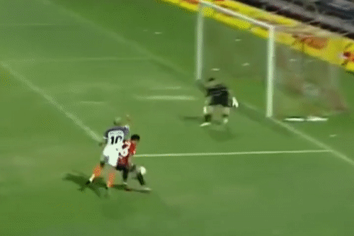 Van Lam bi danh bai khi lao len can pha hinh anh