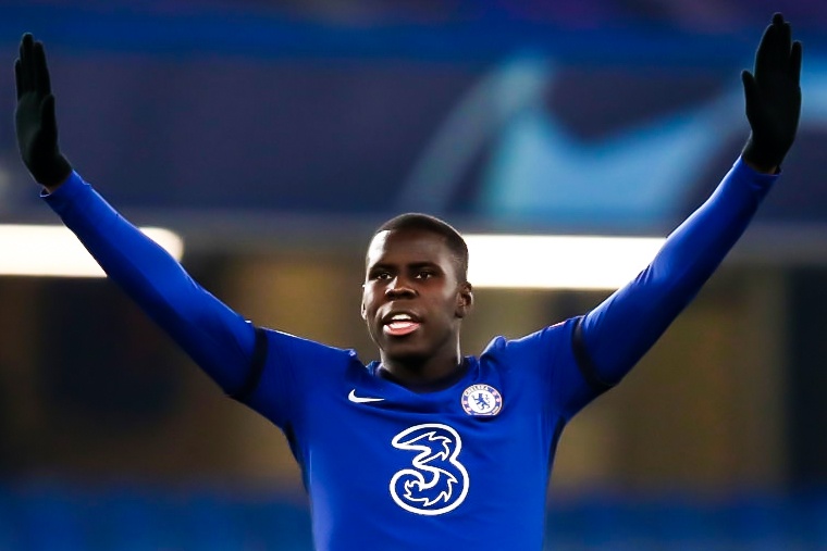 Zouma khien dong doi sung sot tren san tap hinh anh