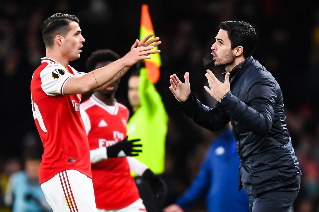 Arteta danh gia hanh dong ngu ngoc cua hoc tro hinh anh