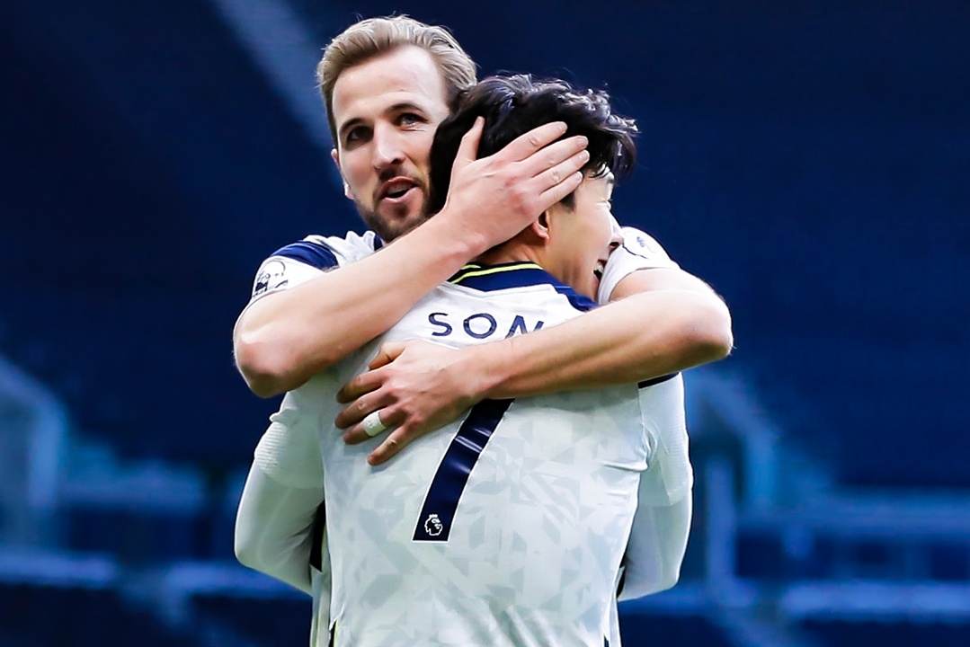 'Son Heung-min va Kane dang lam dieu dac biet' hinh anh