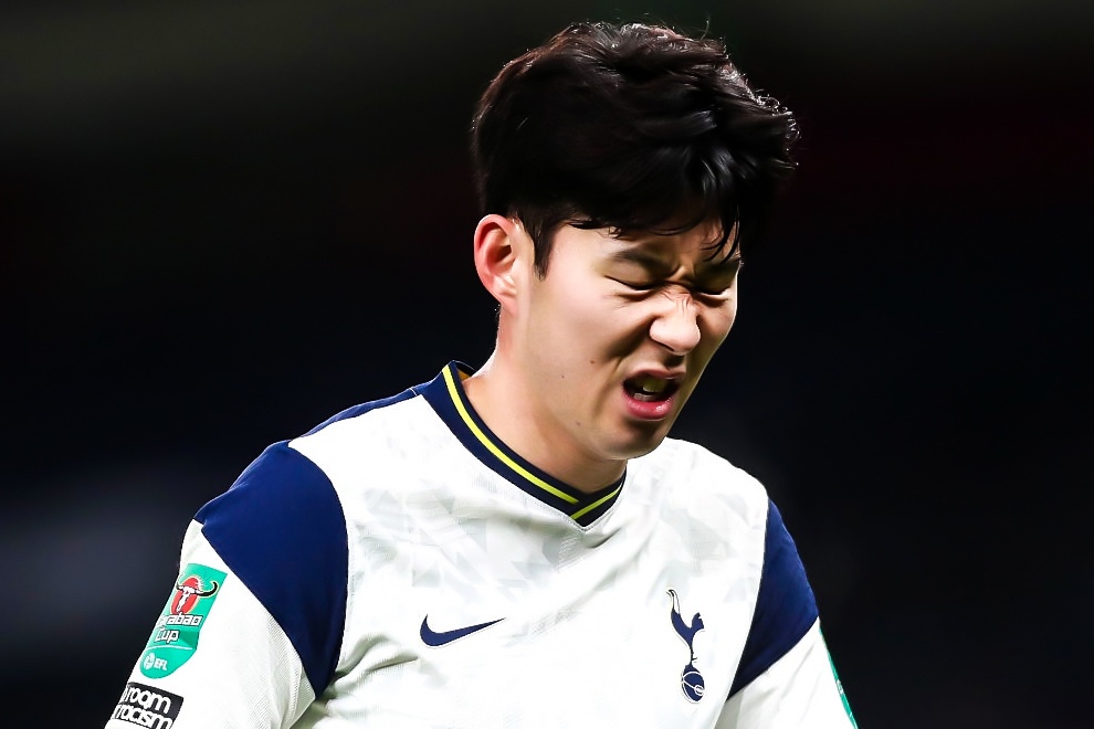 Tottenham phai doi 3 thang de da tran chung ket hinh anh