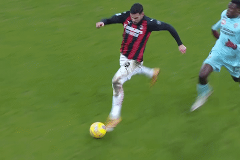 Sao tre 'xau kim' doi thu de kien tao hinh anh