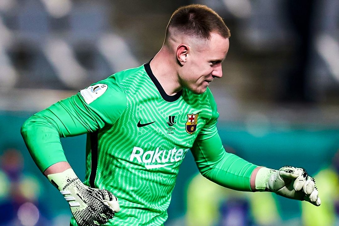 Ter Stegen can hai qua 11 m giup Barca vao chung ket hinh anh
