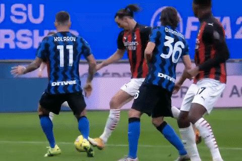 Ibrahimovic 'xau kim' doi thu de ghi ban hinh anh