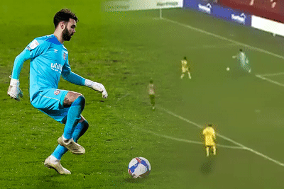 Thu mon Tay Ban Nha khien doi phuong be mat voi pha xau kim hinh anh