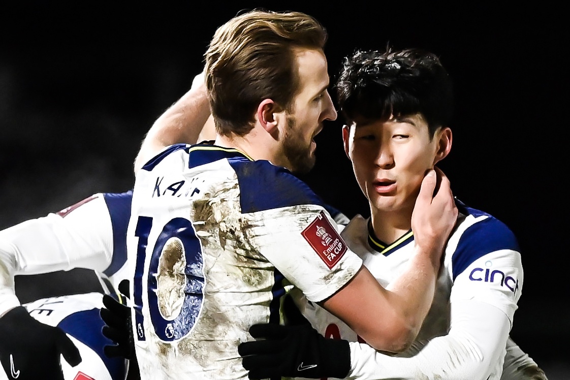 Son Heung-min: 'Toi nho Harry Kane nhieu lam' hinh anh