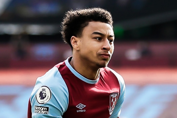 Phan ung cua Lingard sau khi dua West Ham vao top 4 hinh anh