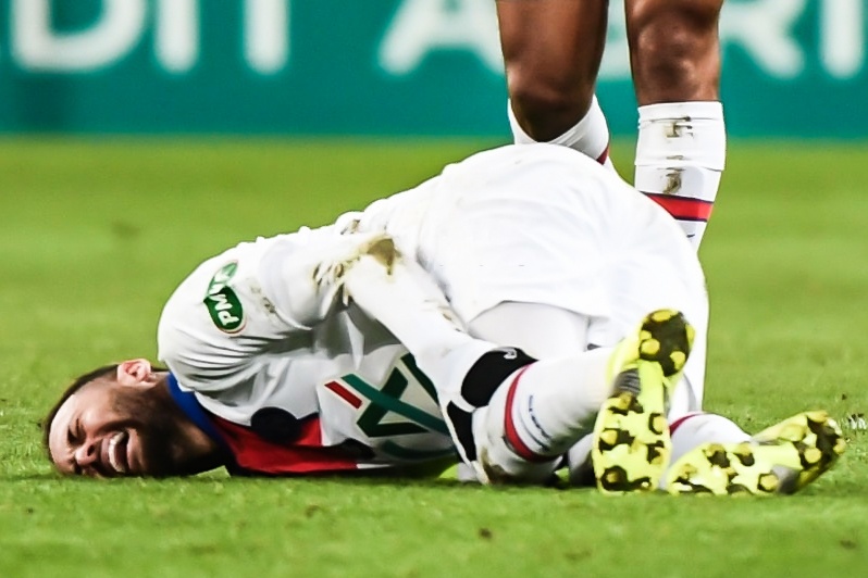 De Jong noi ve su vang mat cua Neymar hinh anh