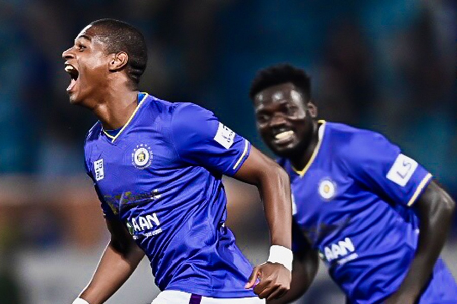 Ngoai binh lan dau ghi ban cho CLB Ha Noi o V.League hinh anh