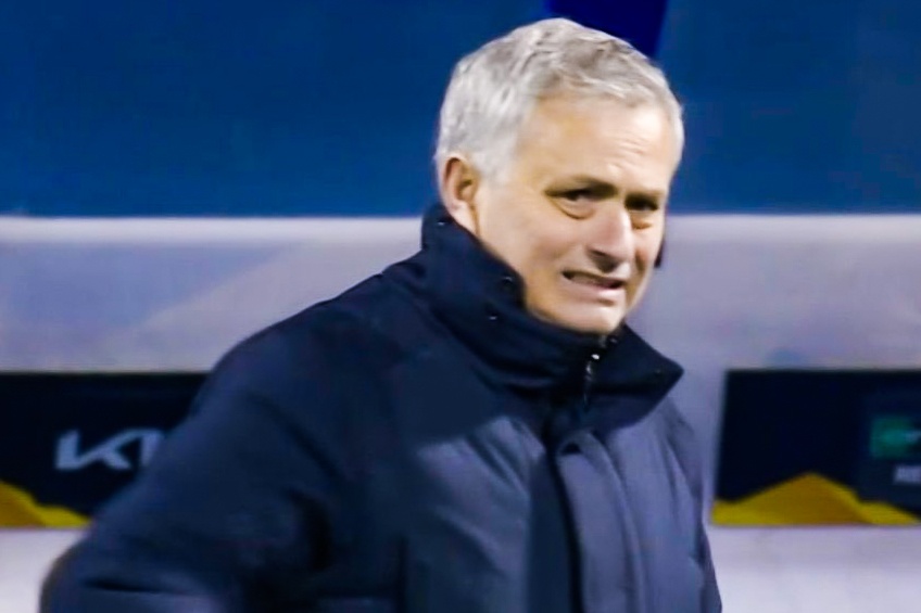 Mourinho: 'Toi dau long lam roi' hinh anh
