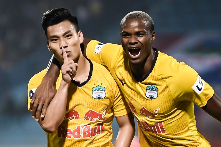 Van Thanh lap cu dup truoc Viettel trong 8 phut hinh anh