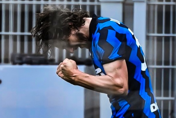 Cuu sao MU toa sang giup Inter thang 11 tran lien tiep hinh anh