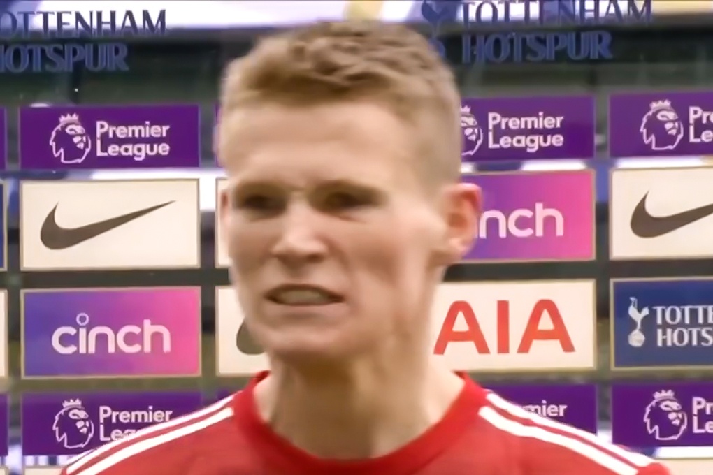 McTominay keu oan hinh anh