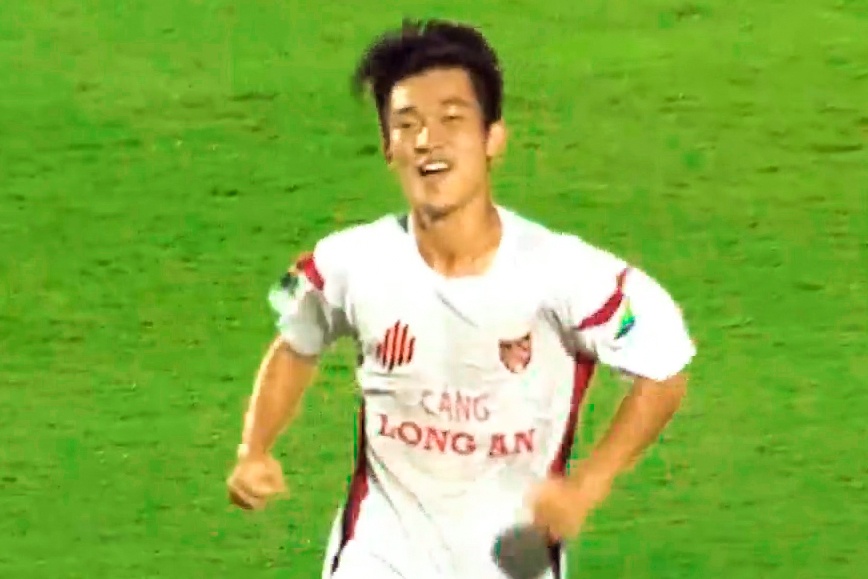 CLB Binh Dinh bi loai vi thua nguoc o phut 90+4 hinh anh