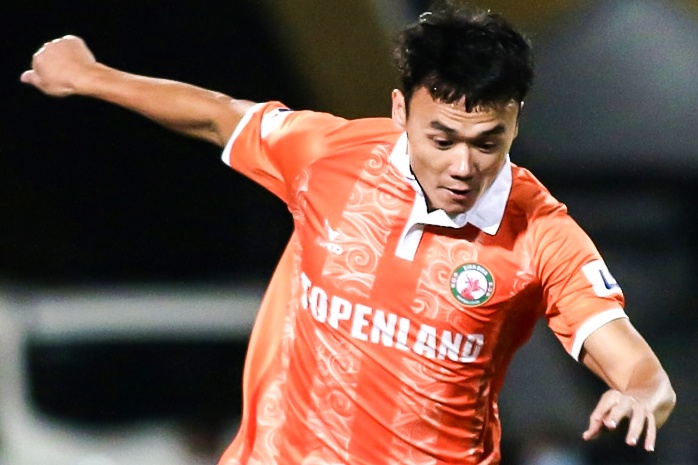 CLB Binh Dinh 1-1 Quang Ninh: Ban thang o giay 36 hinh anh