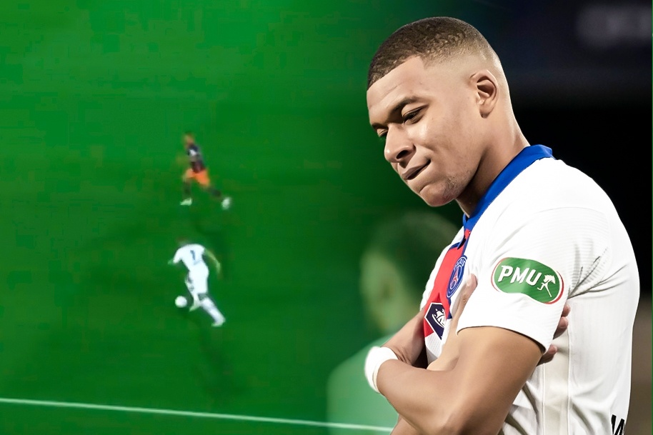 Mbappe solo ghi ban tu giua san hinh anh