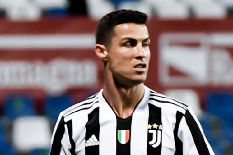 Sao tre Juventus bo phi co hoi tu Ronaldo hinh anh